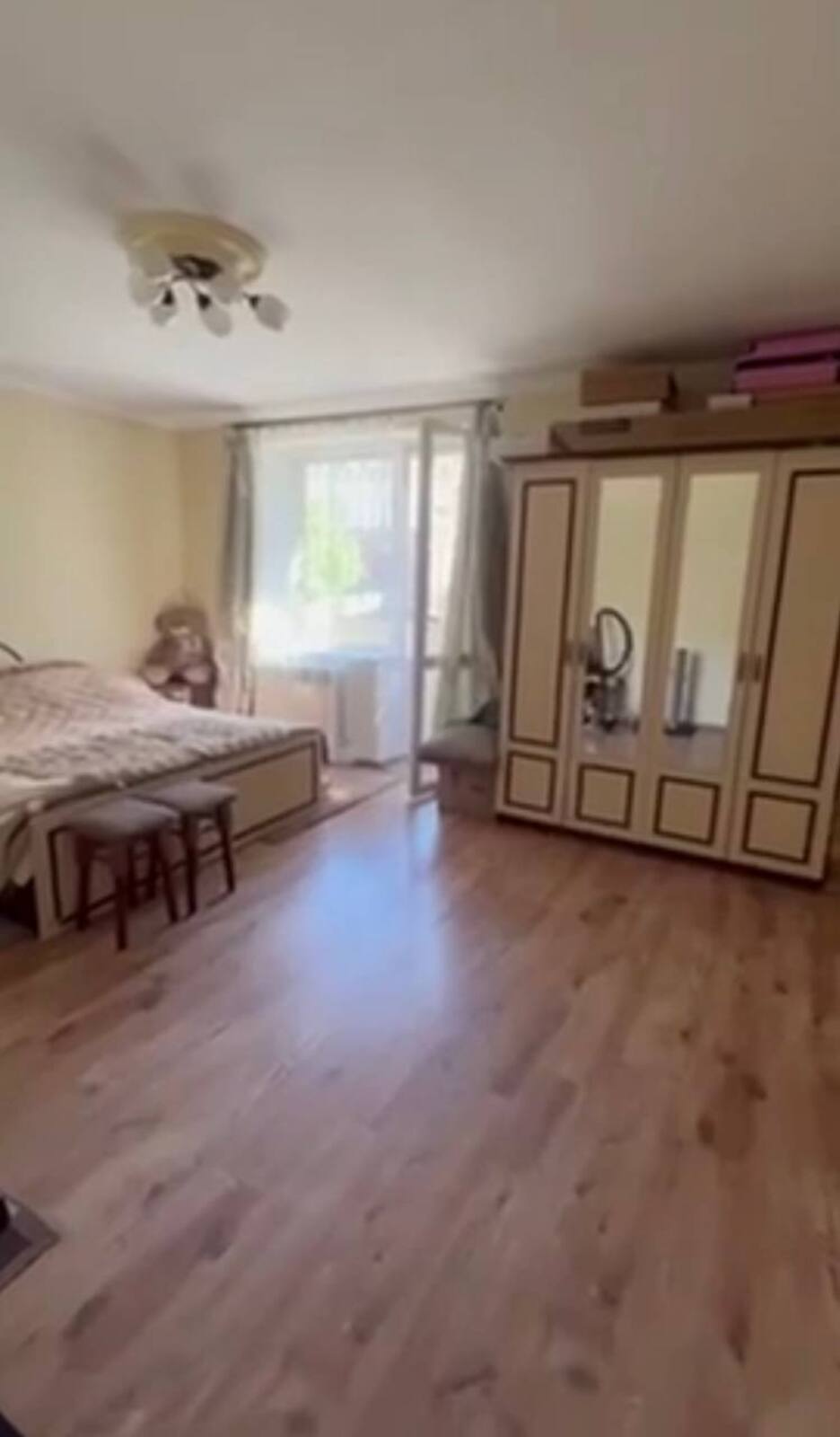 ��������� �������� �����, ���������, �����-���������� ���� 1