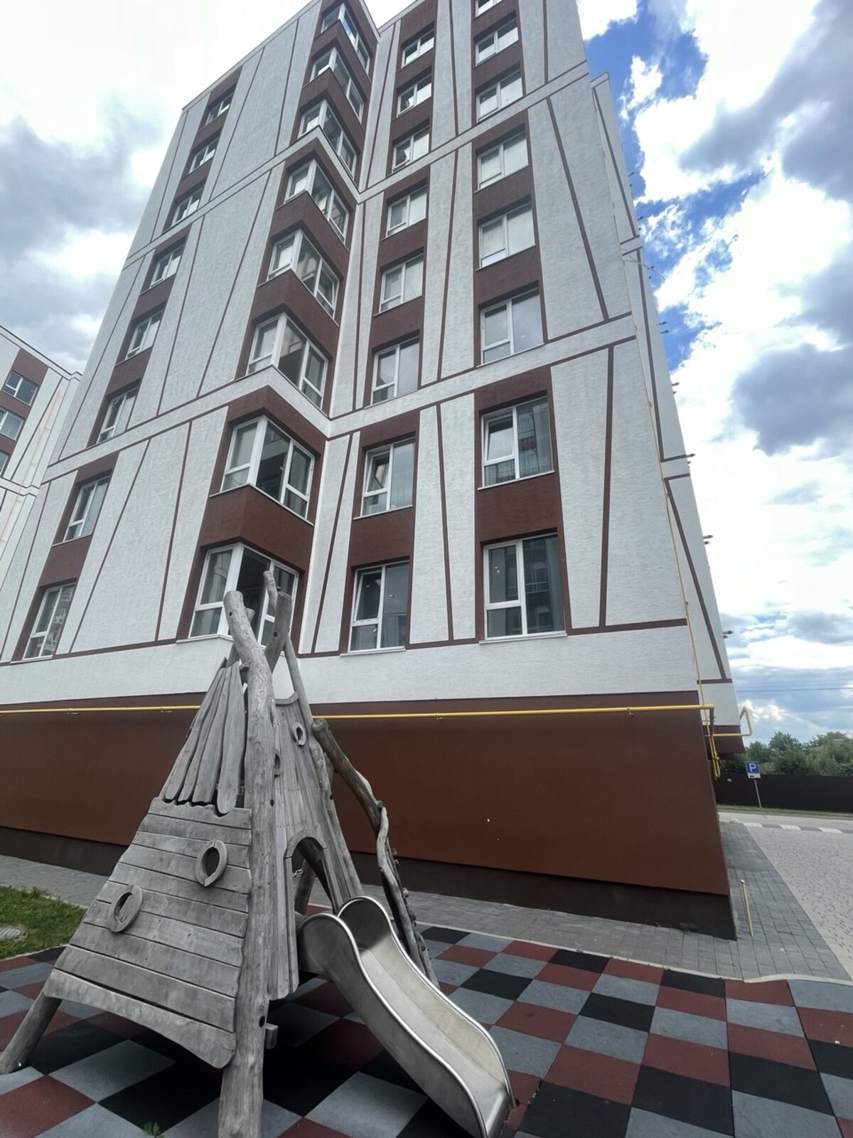 Продається квартира Івано-Франківська, Івано-Франківські села, Опришівці, вул. фото 1 Продається квартира Івано-Франківська, Івано-Франківські села, Опришівці, вул. фото 1