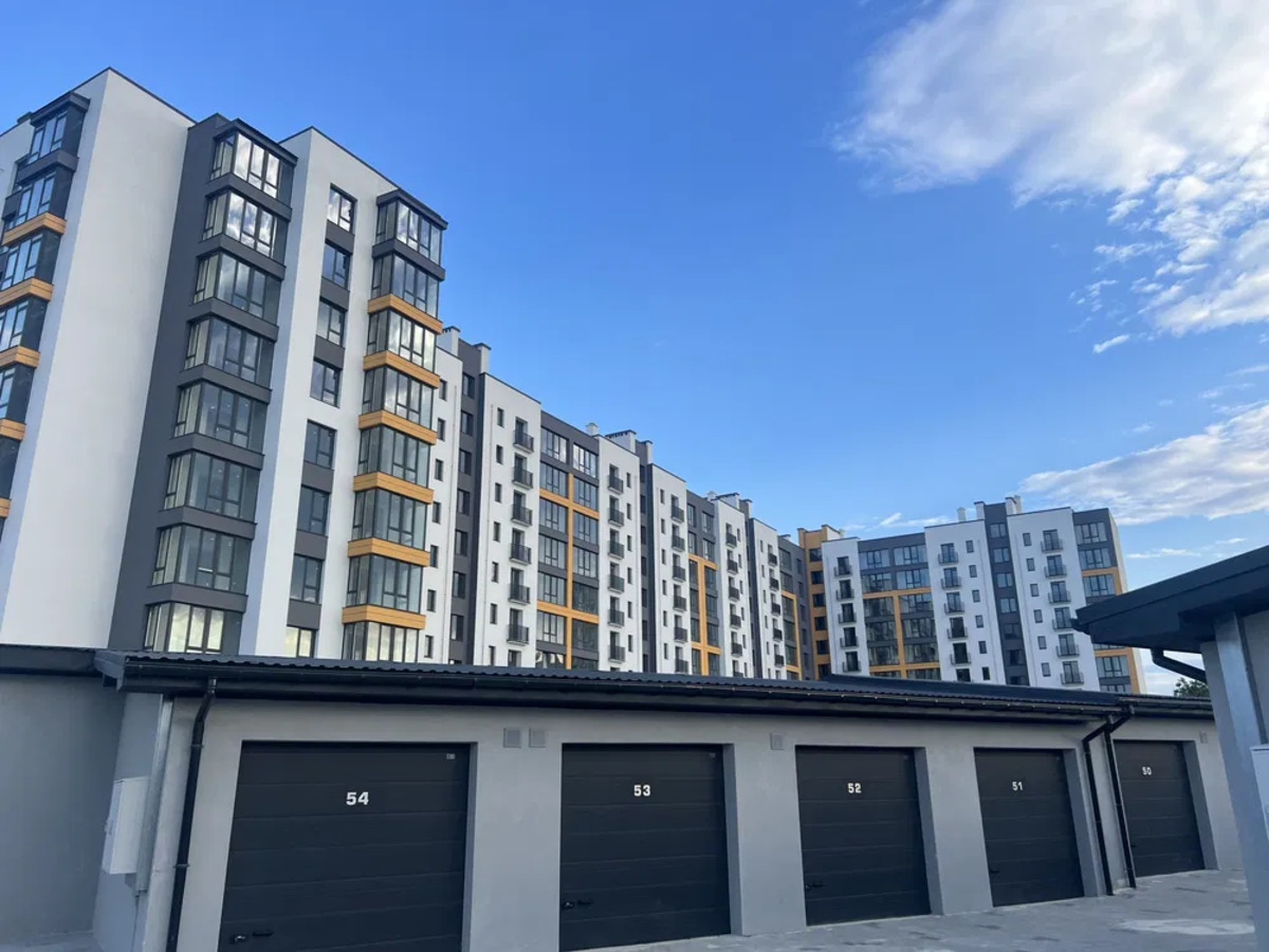 Продається квартира Івано-Франківська, Івано-Франківськ, Каскад, Симоненка В. вул., 23 фото 1 Продається квартира Івано-Франківська, Івано-Франківськ, Каскад, Симоненка В. вул., 23 фото 1