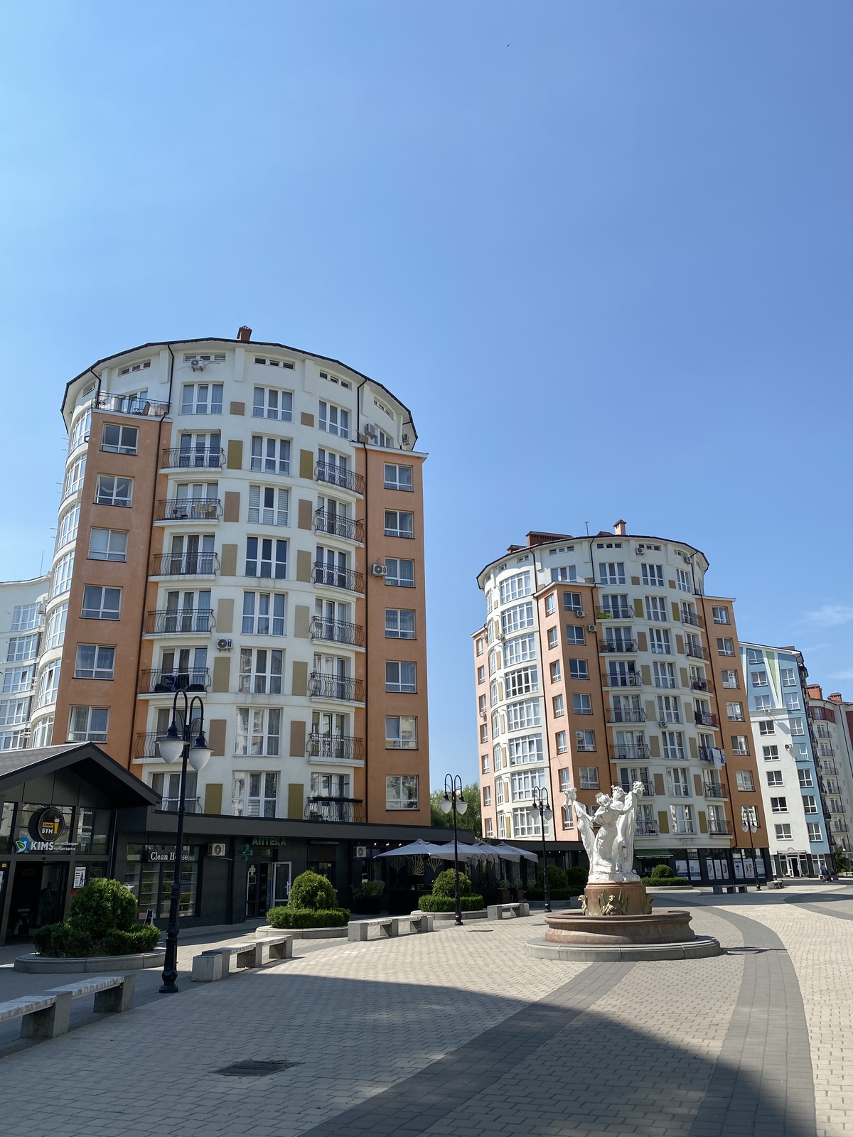 Продається квартира Івано-Франківська, Івано-Франківські села, Крихівці, Слобідська, 26 фото 1 Продається квартира Івано-Франківська, Івано-Франківські села, Крихівці, Слобідська, 26 фото 1