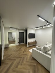 ��������� �������� �����-����������, �����-���������, �����, ������� �. ���., 79 ���� 12