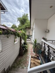   -, -, ,  ., 85  20
