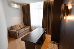 4     Comfort City  15