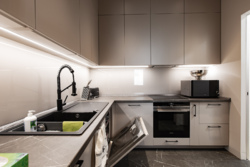 4     Comfort City  16