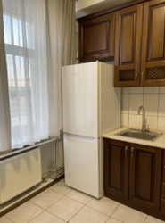 Продам трикімнатну квартиру в центрі міста фото 9 Продам трикімнатну квартиру в центрі міста фото 9