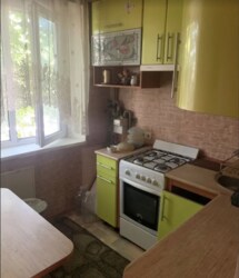 Продам 3 кімнатну квартиру в центрі фото 2 Продам 3 кімнатну квартиру в центрі фото 2