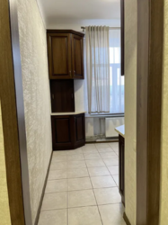 Продам трикімнатну квартиру в центрі міста фото 3 Продам трикімнатну квартиру в центрі міста фото 3