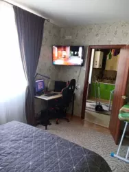 Продаю 1 ку ЖК 7 Небо переделанная с большой кухней студией фото 1 Продаю 1 ку ЖК 7 Небо переделанная с большой кухней студией фото 1