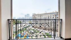  52    (Pechersk Plaza)  10
