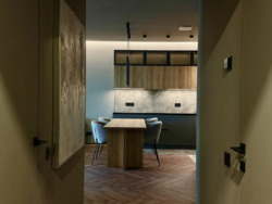  Taryan Towers 84..  ,   5