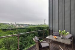   2502       Pechersk Hills.  11