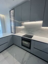  Taryan Towers,   !.  8