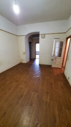 Продам 2-х кімнатну в центрі Харкова, будинок - пам'ятник архітектури! фото 4 Продам 2-х кімнатну в центрі Харкова, будинок - пам'ятник архітектури! фото 4