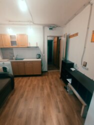 Продам гостинку (р-н Одеської) ремонт - меблі й техніка за 8000$ торг. фото 10 Продам гостинку (р-н Одеської) ремонт - меблі й техніка за 8000$ торг. фото 10