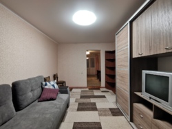 Пропоную купити 2-кімнатну квартиру на Космосі фото 2 Пропоную купити 2-кімнатну квартиру на Космосі фото 2