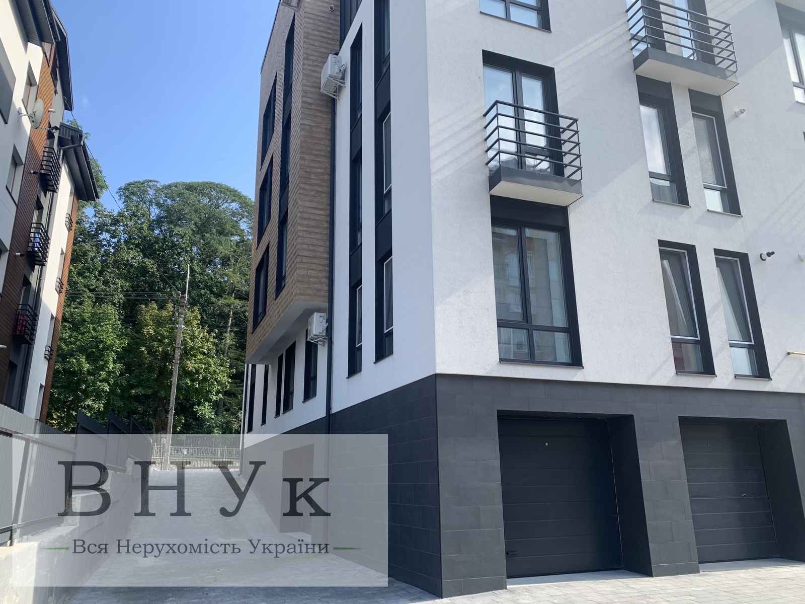 Продам 2-х кімнатну квартиру в елітному будинку в Старому Парку фото 1 Продам 2-х кімнатну квартиру в елітному будинку в Старому Парку фото 1