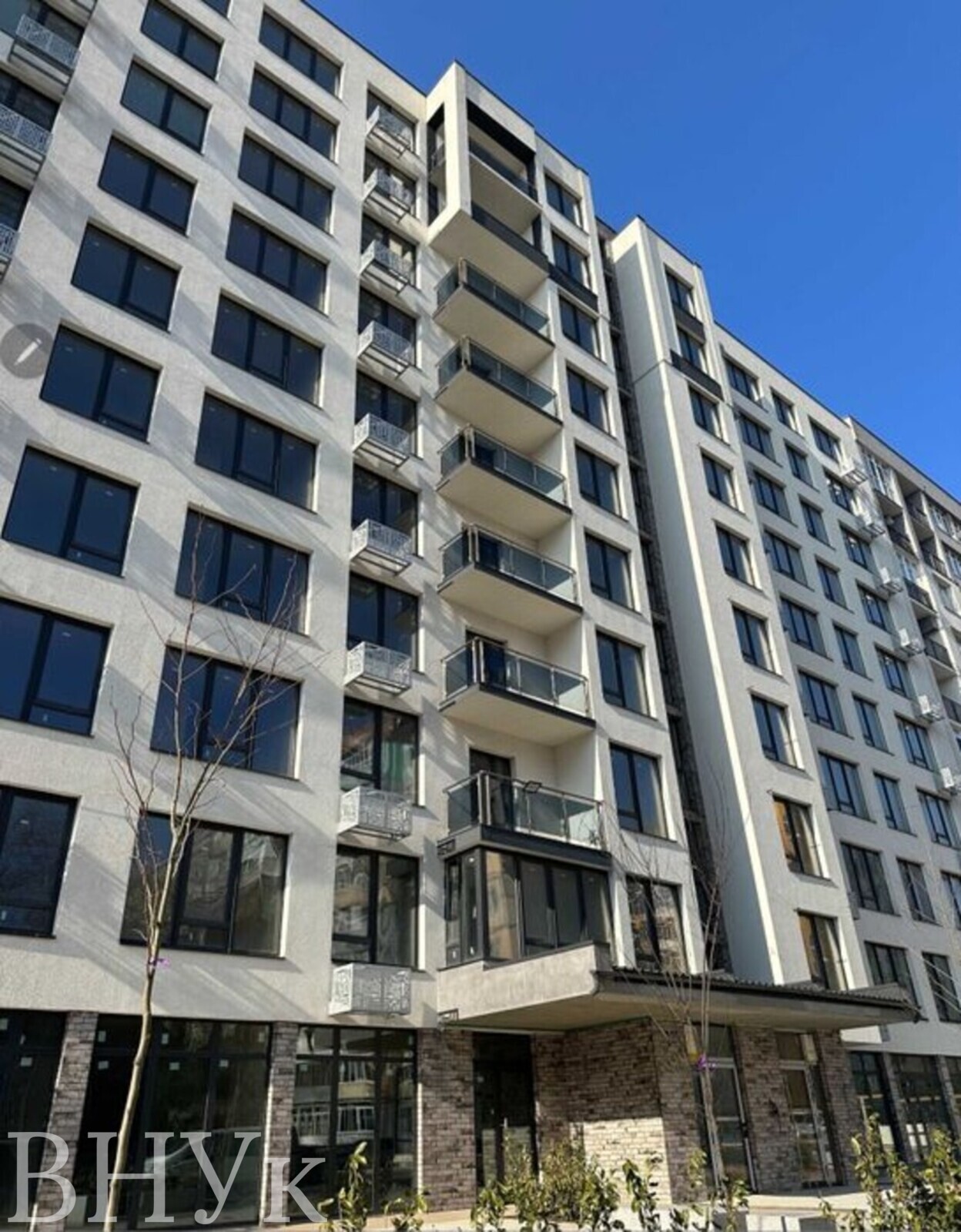 2-������� �������� � ������ ��������� �� �Kromax Bud� � ���. ������ ���� 1