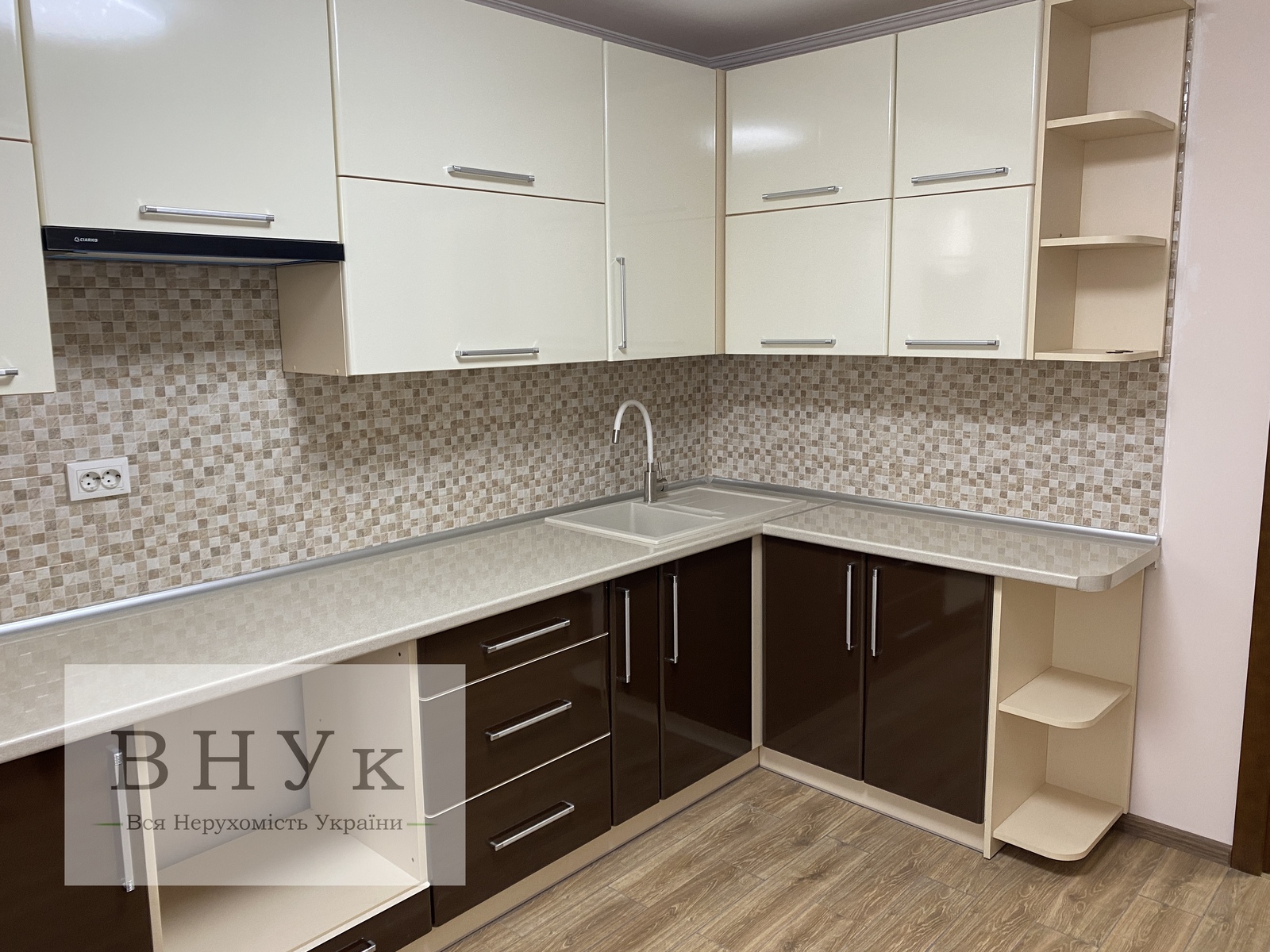 Продам однокімнатну квартиру у теплому будинку з цегли фото 1 Продам однокімнатну квартиру у теплому будинку з цегли фото 1