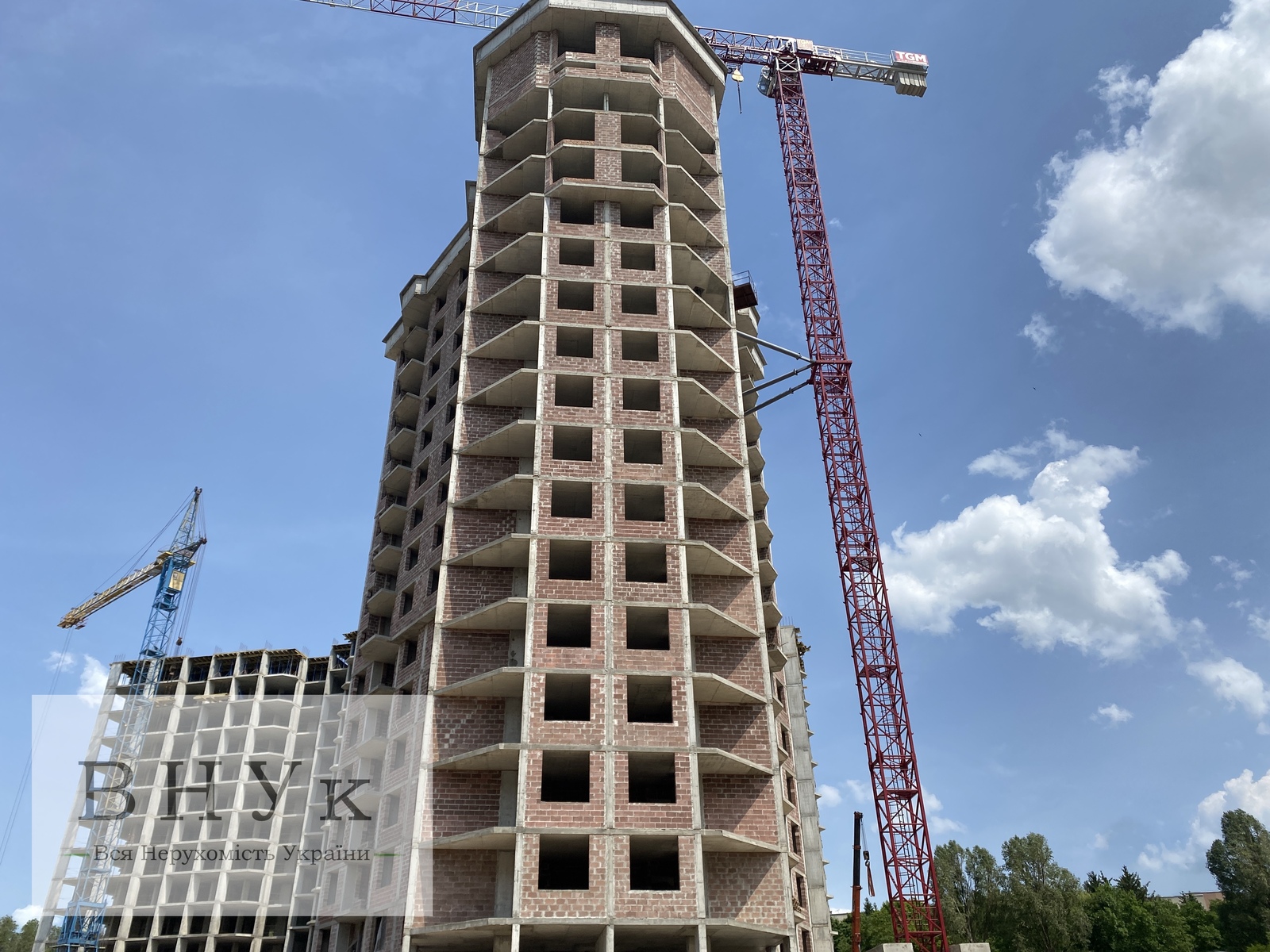 Продам двокімнатну квартиру з гарним краєвидом фото 1 Продам двокімнатну квартиру з гарним краєвидом фото 1