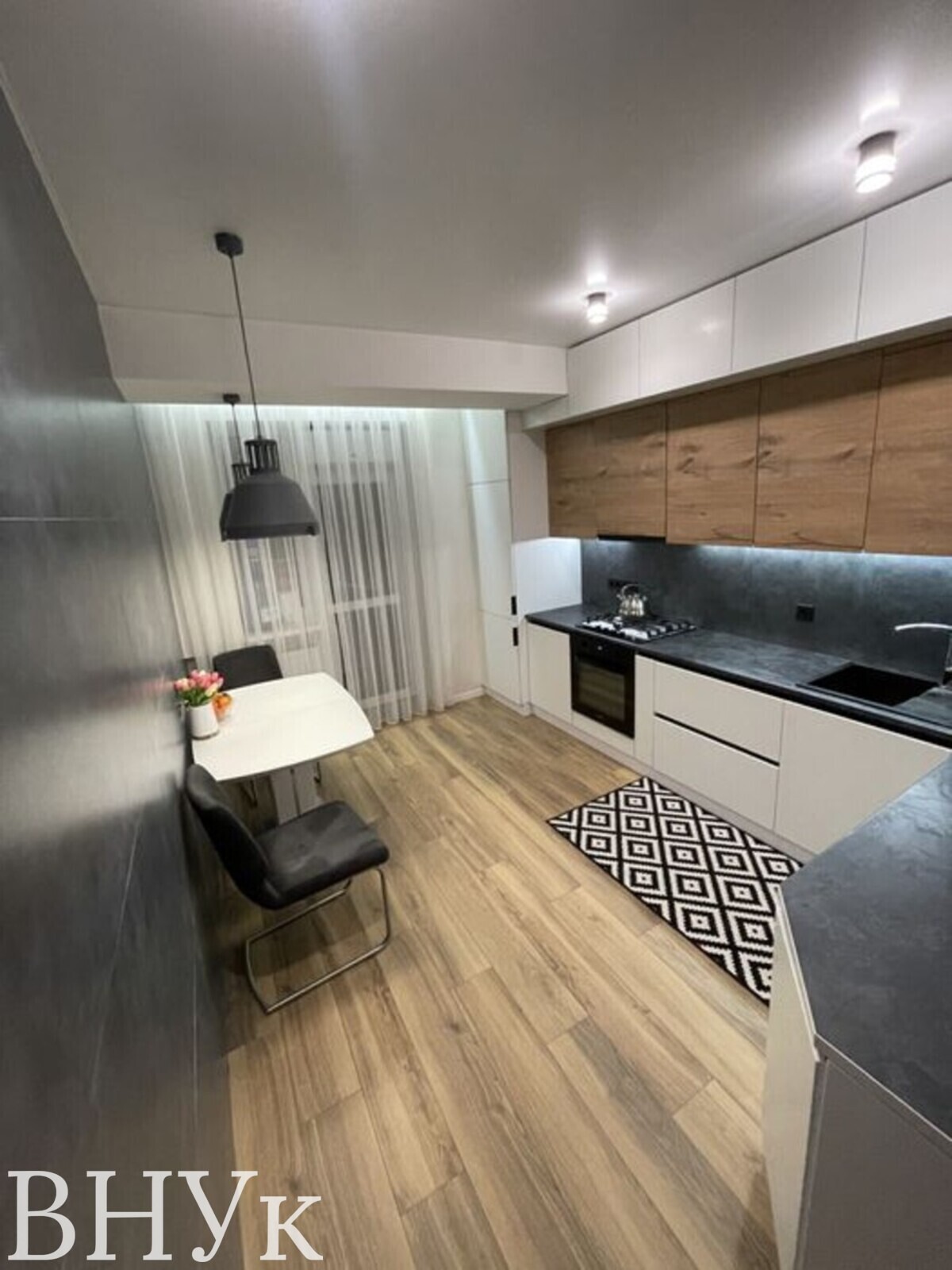 ������ 1-������� �������� � ���. ����� ������� ���� 1