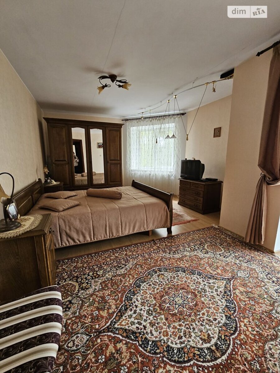 Продається квартира Тернопільська, Тернопіль, Шпитальна фото 1 Продається квартира Тернопільська, Тернопіль, Шпитальна фото 1