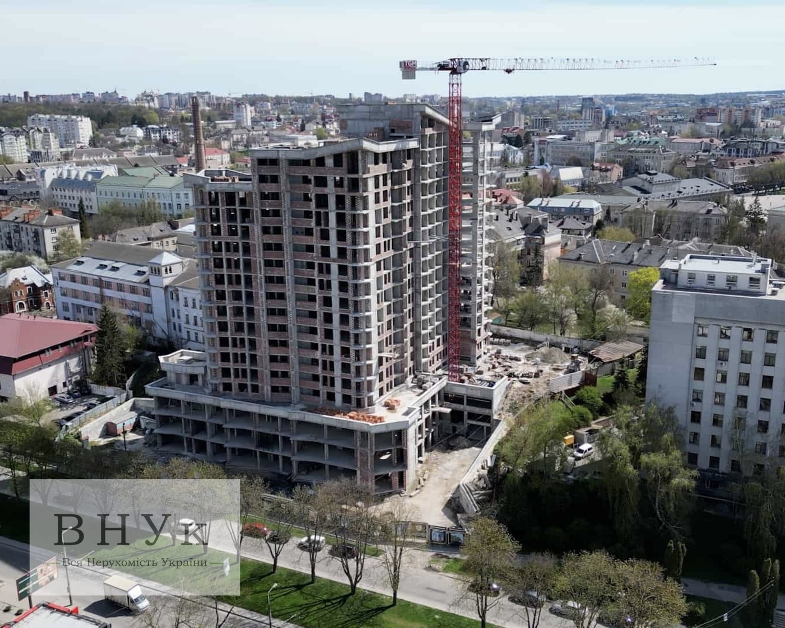Продам двокімнатну квартиру у центрі міста, близько до парку Шевченка та озера фото 1 Продам двокімнатну квартиру у центрі міста, близько до парку Шевченка та озера фото 1