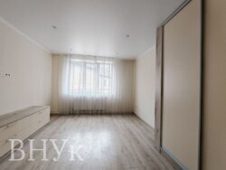 Продам двокімнатну квартиру в центрі міста фото 4 Продам двокімнатну квартиру в центрі міста фото 4