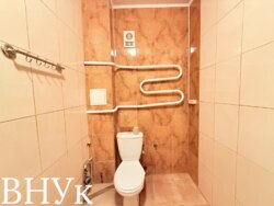 Продаю 2-кімнатну квартиру в серці міста Луцька фото 8 Продаю 2-кімнатну квартиру в серці міста Луцька фото 8