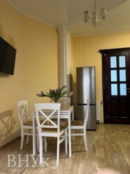 1-кімнатна квартира в самому серці міста фото 5 1-кімнатна квартира в самому серці міста фото 5