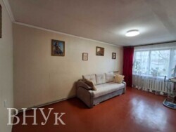 Продаю простору 4-кімнатну квартиру з індивідуальним опаленням у затишному районі міста фото 4 Продаю простору 4-кімнатну квартиру з індивідуальним опаленням у затишному районі міста фото 4