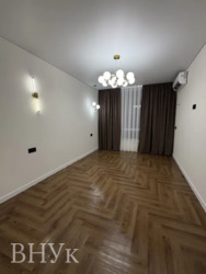 ������ ������������ 3-������� �������� � �� Manhattan AP ���� 7