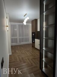 ������ ������������ 3-������� �������� � �� Manhattan AP ���� 8