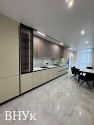 ������ ��������, ������ 77 ��.� � ������ ����� �����-����������. ���� 2