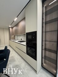 ������ ��������, ������ 77 ��.� � ������ ����� �����-����������. ���� 3