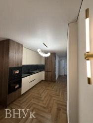 ������ ������������ 3-������� �������� � �� Manhattan AP ���� 1