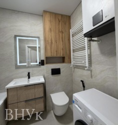 1.5 ������� �������� �� West Towers ���� 7