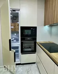  2  58 .   .  9  3