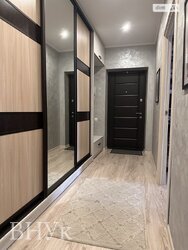 Продаю гарну 2-кімнатну квартиру Пулюя фото 11 Продаю гарну 2-кімнатну квартиру Пулюя фото 11