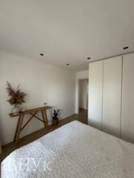 Продається ідеальна 2-кімнатна квартира у Варшавському мікрорайоні фото 4 Продається ідеальна 2-кімнатна квартира у Варшавському мікрорайоні фото 4