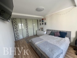 Продаю 2-кімнатну квартиру світла затишна в хорошому районі міста фото 3 Продаю 2-кімнатну квартиру світла затишна в хорошому районі міста фото 3