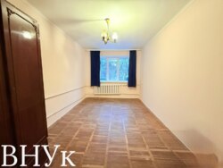 Продаю 2-кімнатну квартиру в серці міста Луцька фото 6 Продаю 2-кімнатну квартиру в серці міста Луцька фото 6