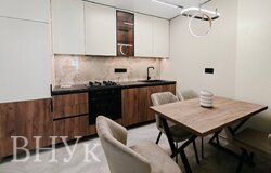 Продаю сучасну 2-к квартиру з гардеробною фото 5 Продаю сучасну 2-к квартиру з гардеробною фото 5
