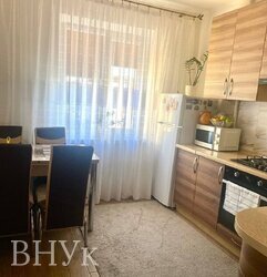 Продається 1-к квартира з ремонтом фото 1 Продається 1-к квартира з ремонтом фото 1