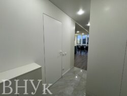 Ексклюзивна 1-кімнатна квартира з дизайнерським ремонтом у ЖК 'Велика Британія'! фото 8 Ексклюзивна 1-кімнатна квартира з дизайнерським ремонтом у ЖК 'Велика Британія'! фото 8