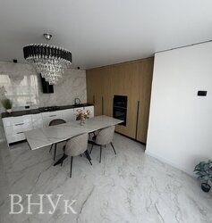 Шикарна 3-кімнатна квартира в цегляному сучасному будинку фото 10 Шикарна 3-кімнатна квартира в цегляному сучасному будинку фото 10