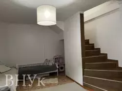 Простора 4-кімнатна квартира з власним входом, р-н Дружба фото 12 Простора 4-кімнатна квартира з власним входом, р-н Дружба фото 12