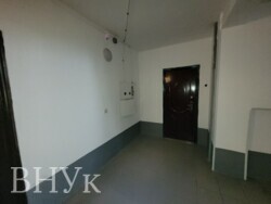 Продаю велику та простору 3-ох кімнатну у ЖК «Фаворит» квартиру з підвалом 40 м² фото 3 Продаю велику та простору 3-ох кімнатну у ЖК «Фаворит» квартиру з підвалом 40 м² фото 3