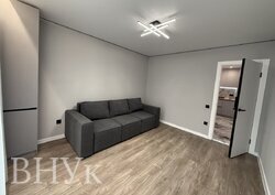 2-кімнатна квартира з дизайнерським ремонтом, вул. Київська фото 2 2-кімнатна квартира з дизайнерським ремонтом, вул. Київська фото 2