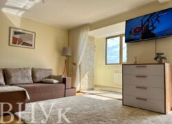 ��������� 3-������� �������� ���� 8