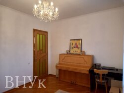 ������ ������� ��������� �������� 175 �² � ���������� ����� �� ���� ���� 8